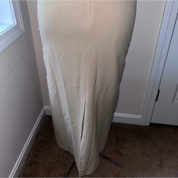 EUC Floor length pencil skirt, fully lined back invisible zipper, & kick slit - Picture 2 of 7